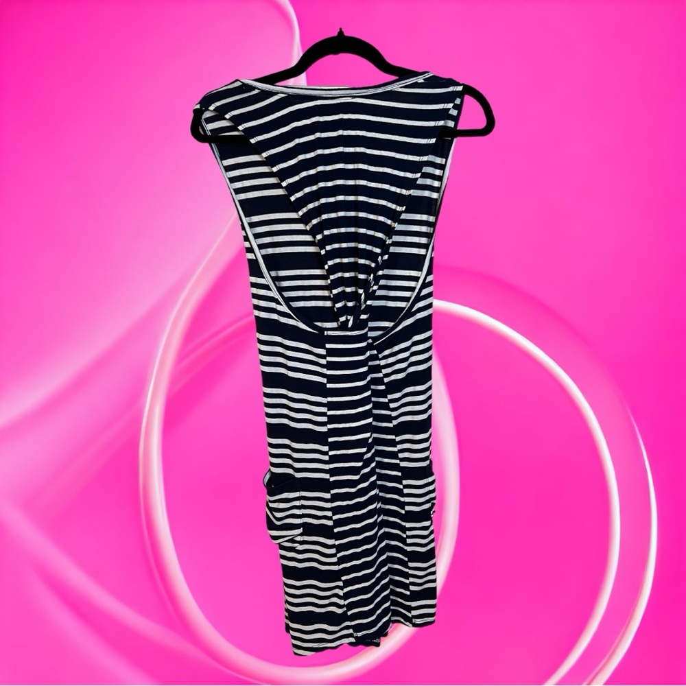 A cute Sandiva dress with pockets in extra large - Picture 5 of 6